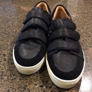 Nine West Black Velcro Sneakers
